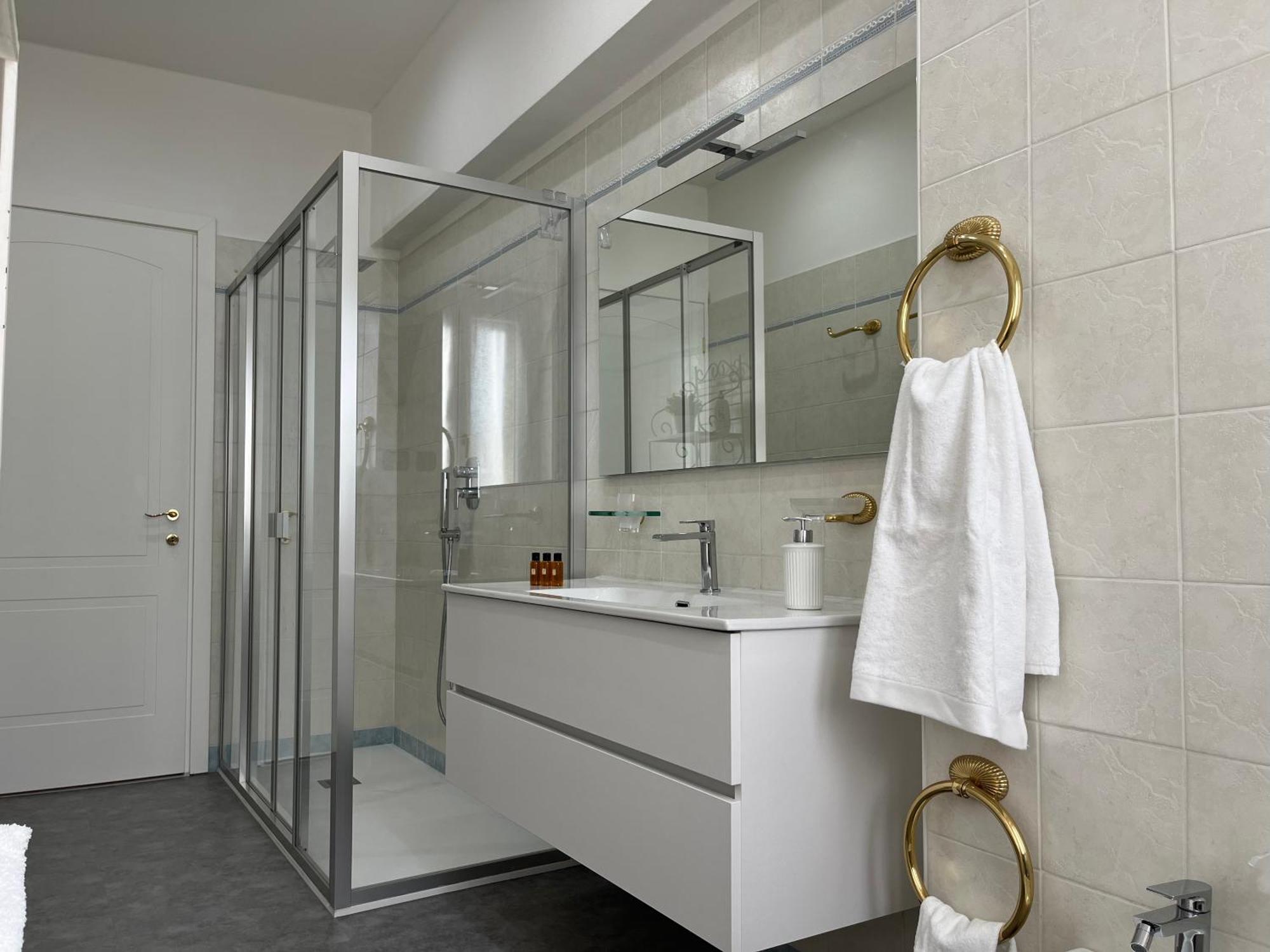 Vittore 11 Square ヴェルバーニア エクステリア 写真